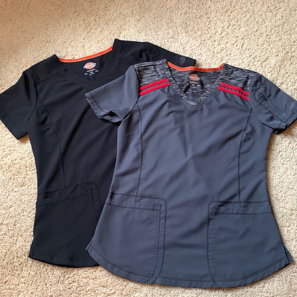 EUC women’s Dickies scrub tops